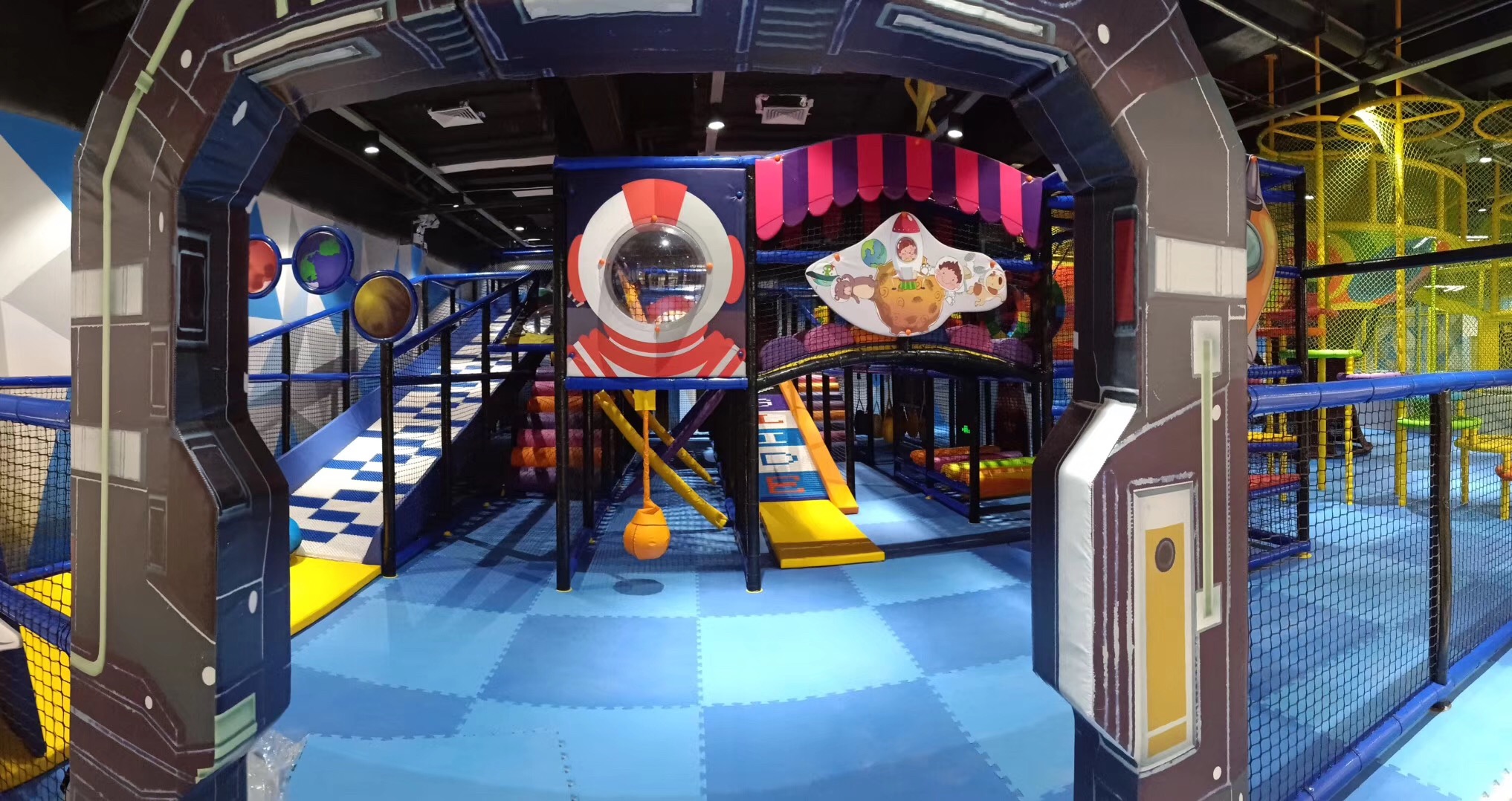 What Are the Requirements for Children Indoor Playground Equipment？