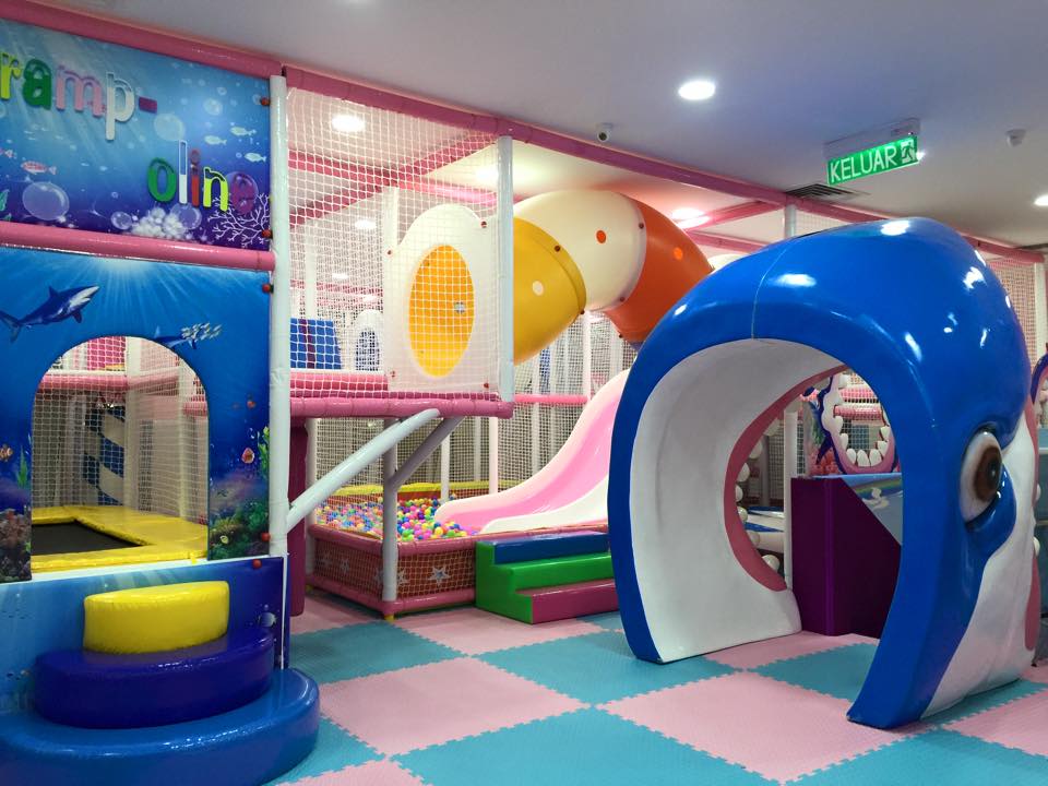 Indoor Playground Set at McDonalds in Singapore
