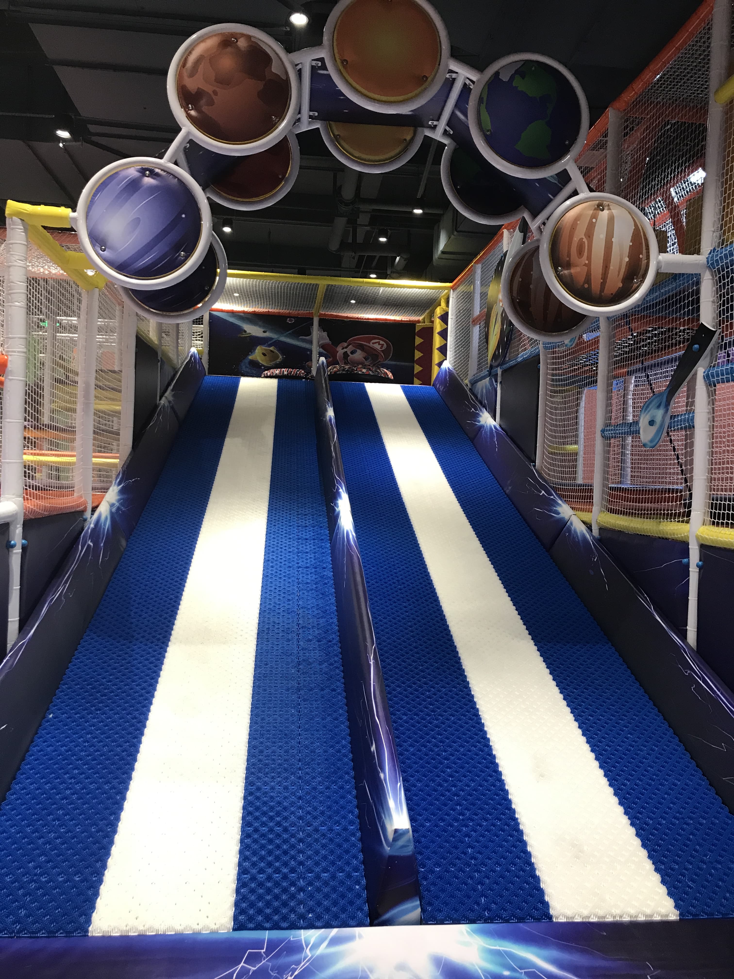 china indoor playground Donut Slides